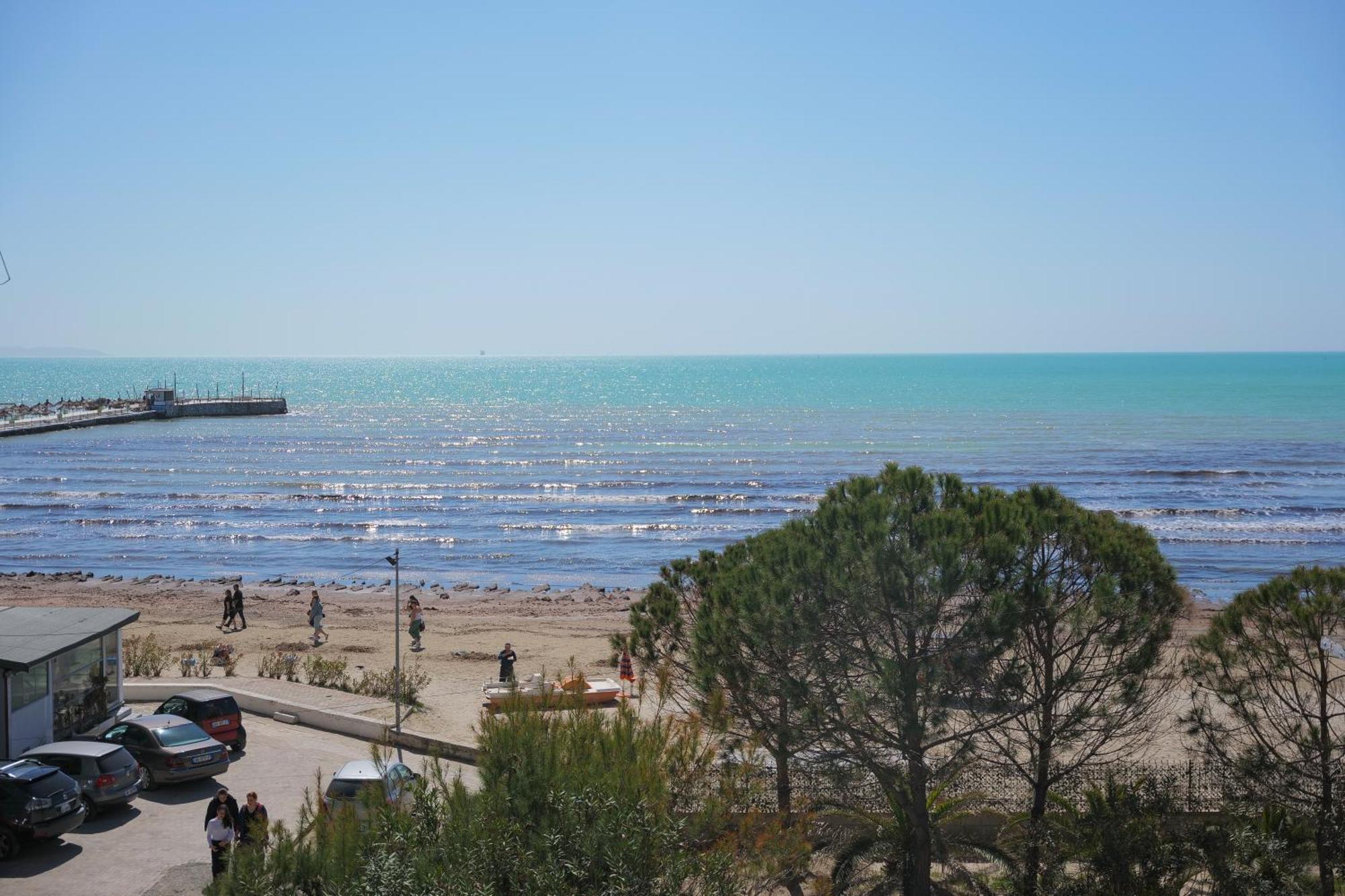 Afa Hotel Durrës Zewnętrze zdjęcie