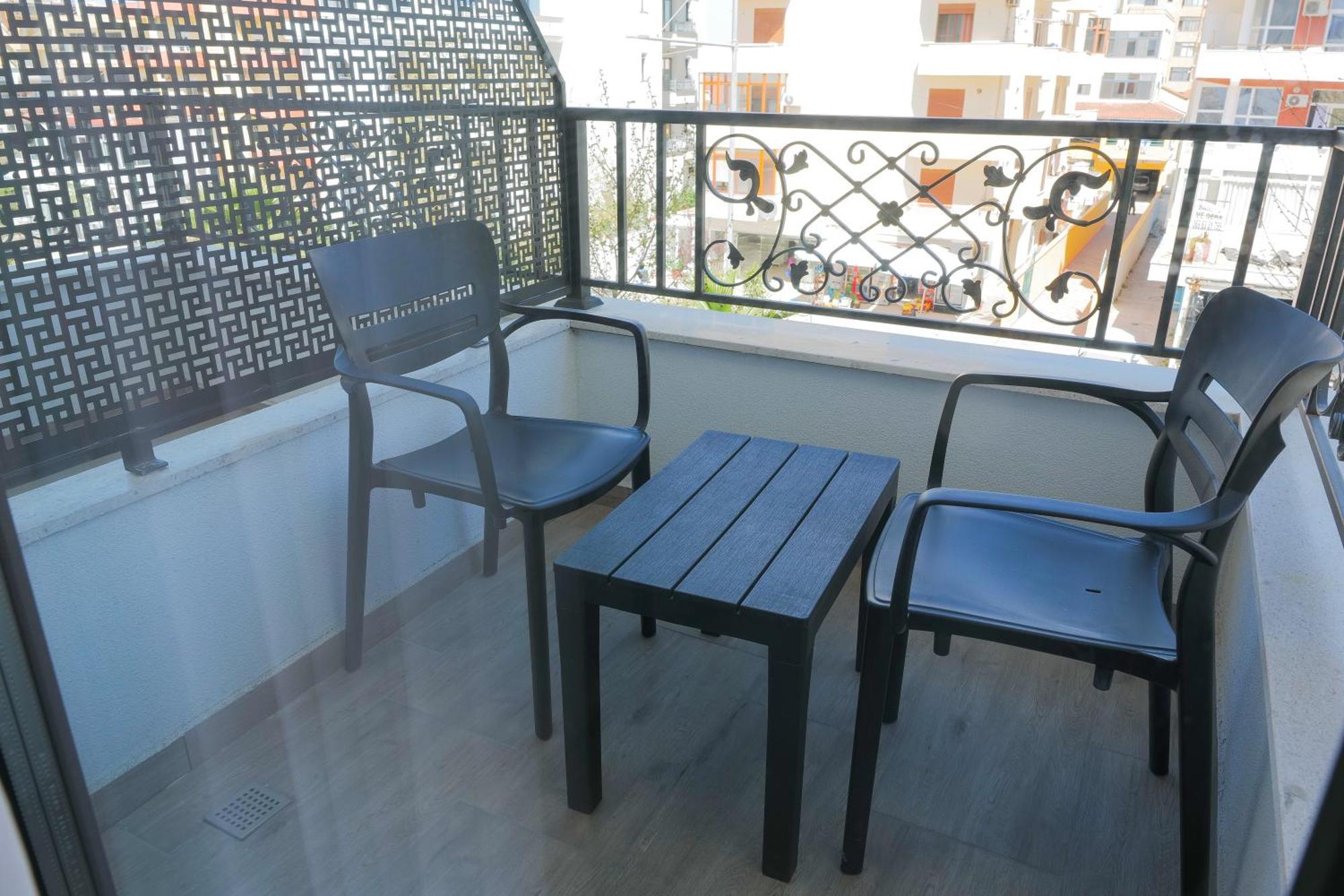 Afa Hotel Durrës Zewnętrze zdjęcie