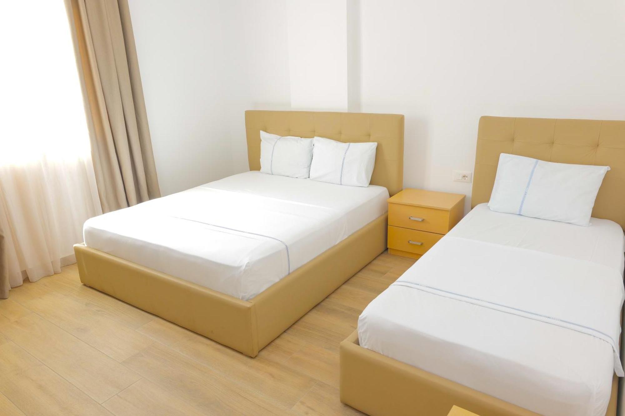 Afa Hotel Durrës Zewnętrze zdjęcie